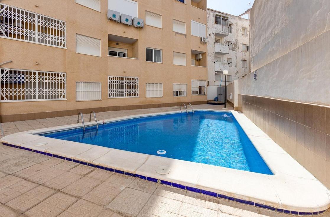 Apartamento Maria Los Locos ตอร์เรเวียคา ภายนอก รูปภาพ