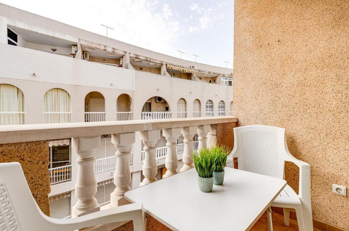 Apartamento Maria Los Locos ตอร์เรเวียคา ภายนอก รูปภาพ