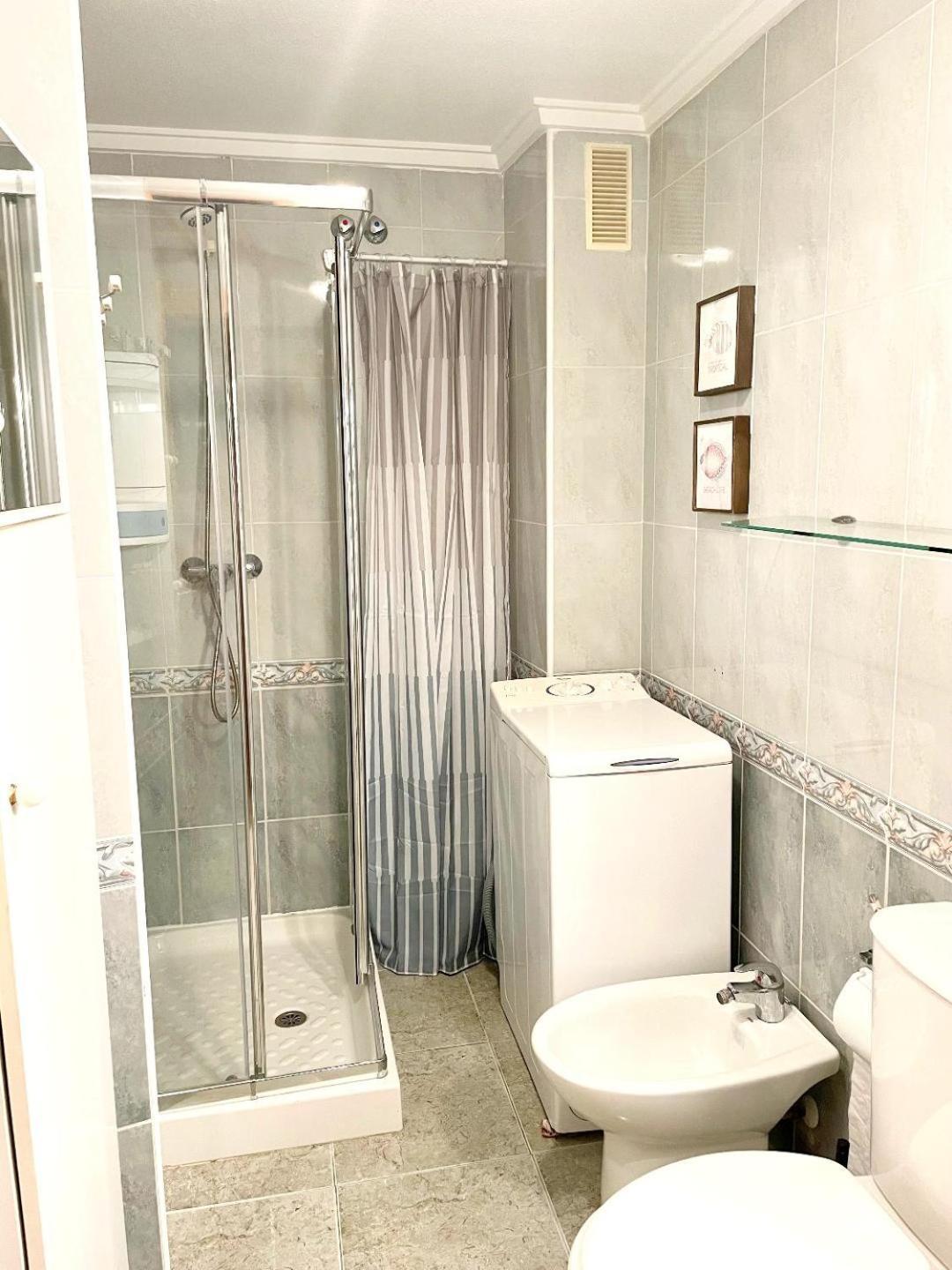 Apartamento Maria Los Locos ตอร์เรเวียคา ภายนอก รูปภาพ